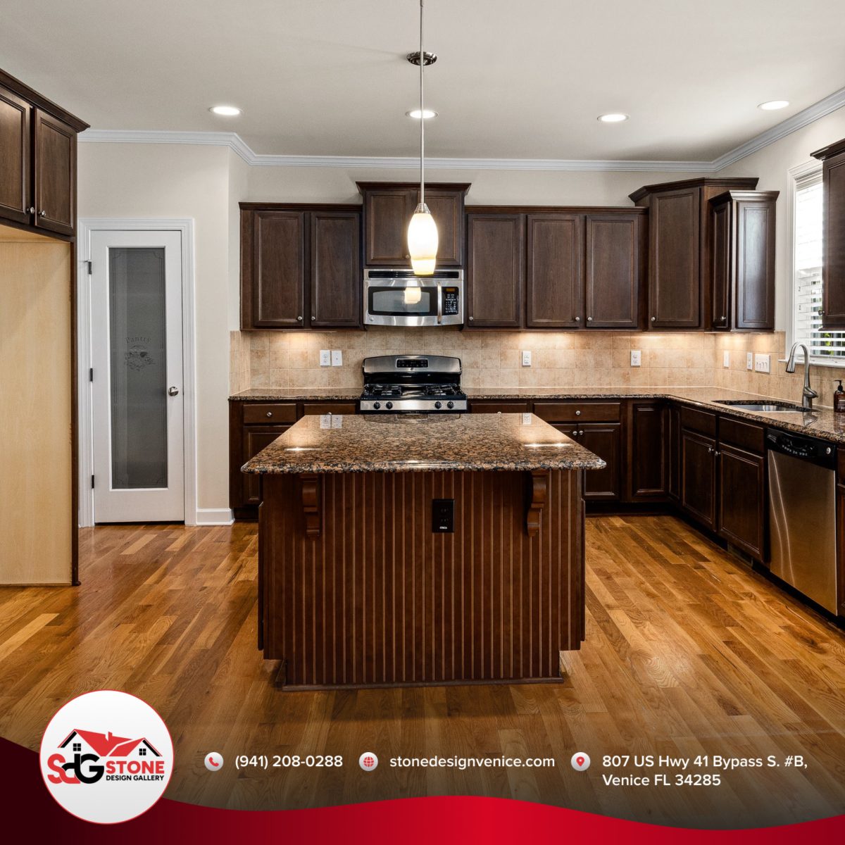 Heat-Resistant and Long-Lasting: The Benefits of Stone Countertops for Cooking Spaces